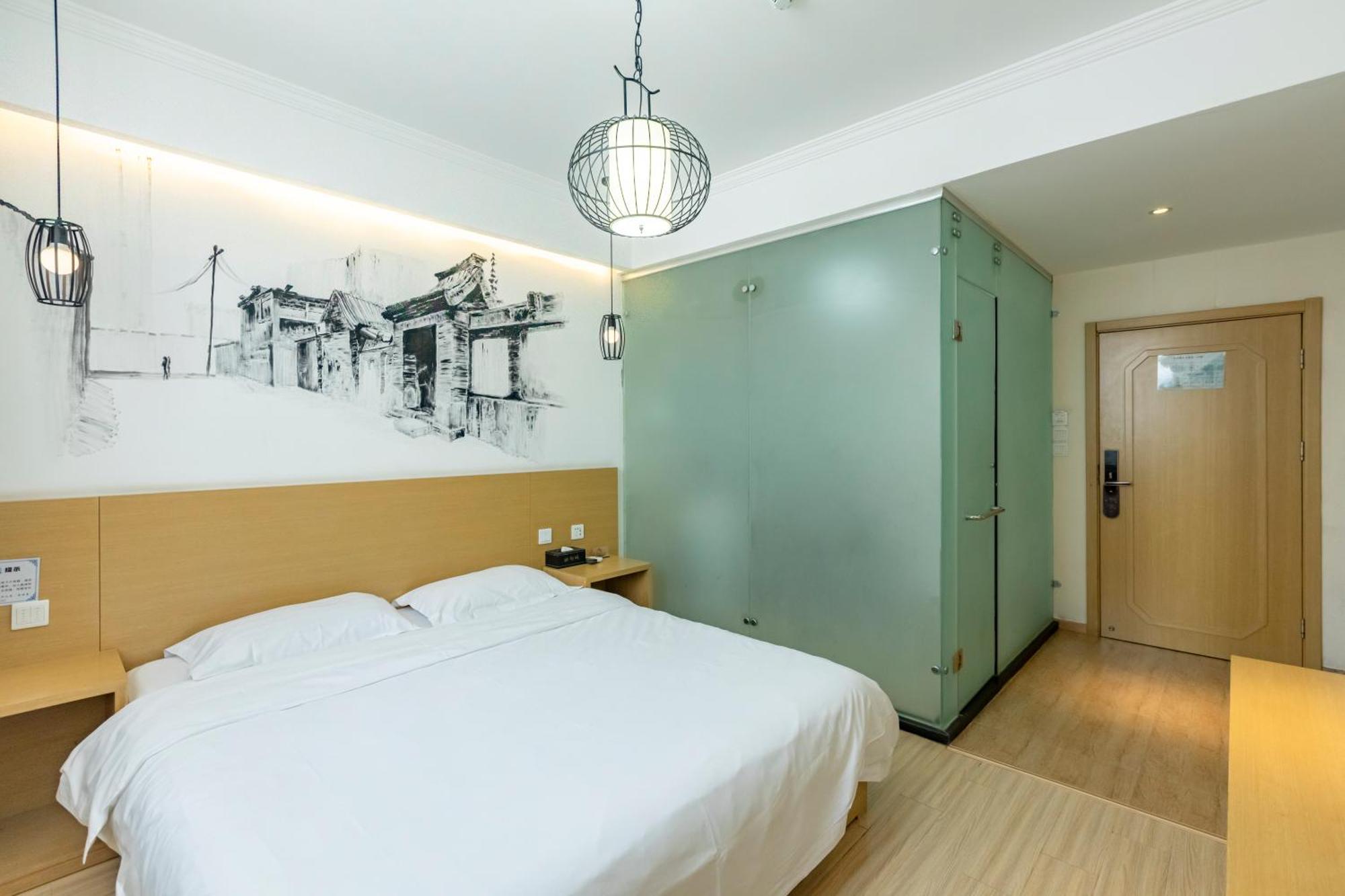 Happy Dragon City Center Alley Hotel -In The City Center With Big Window&Heater, Ticket Service&Free Coffee&Food Recommendation,Near Tian Anmen Forbiddencity,Easy To Get Traditional Walking Area&Shichahai Pékin  Extérieur photo