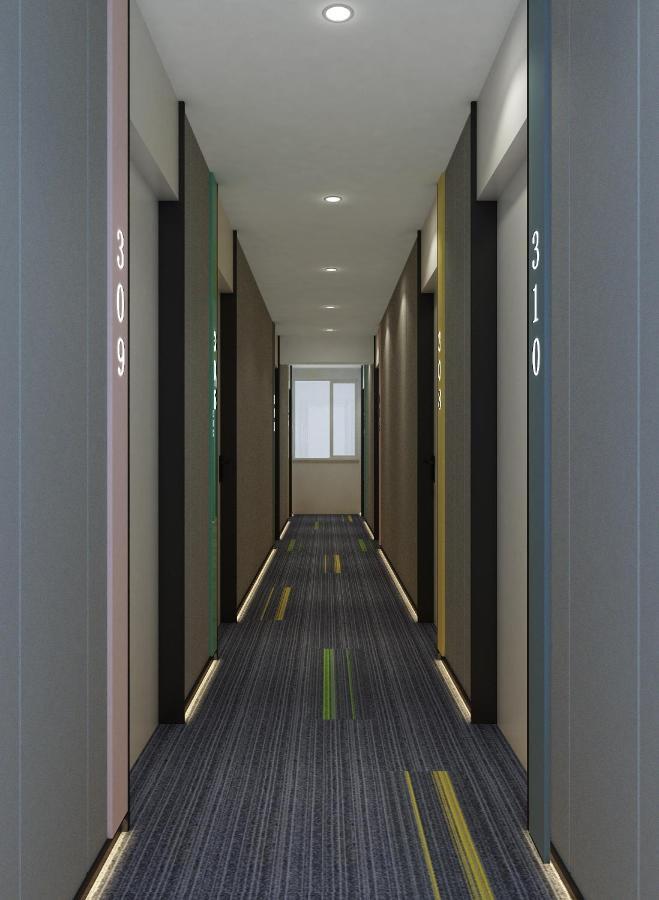 Happy Dragon City Center Alley Hotel -In The City Center With Big Window&Heater, Ticket Service&Free Coffee&Food Recommendation,Near Tian Anmen Forbiddencity,Easy To Get Traditional Walking Area&Shichahai Pékin  Extérieur photo